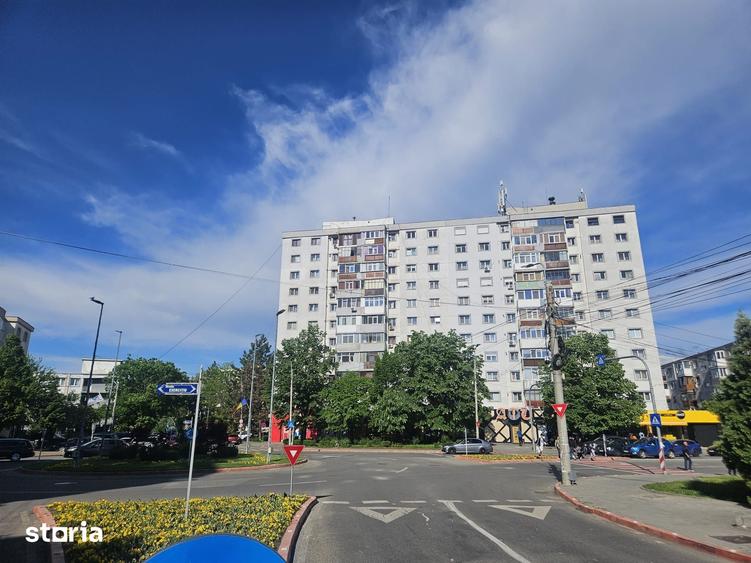 Apartament cu 3 camere decomandat în Craiovei