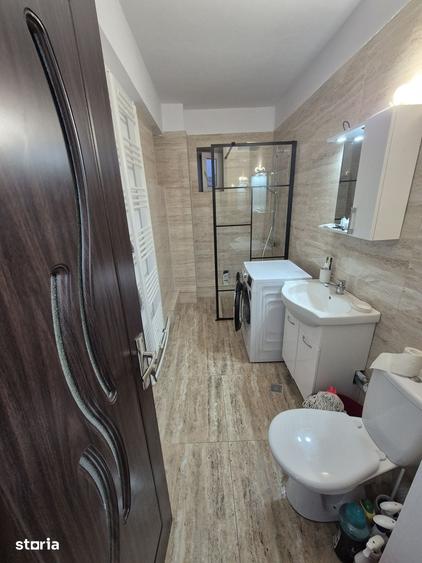 Apartament cu 2 camere în Craiovița Nouă