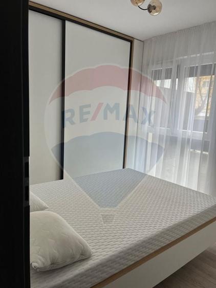 Apartament cu 3 camere decomandat, mobilat în UTA