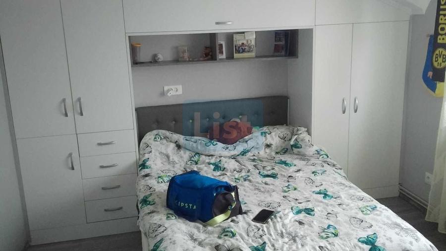 Casă cu 5 camere cu Canalizare în Botiz