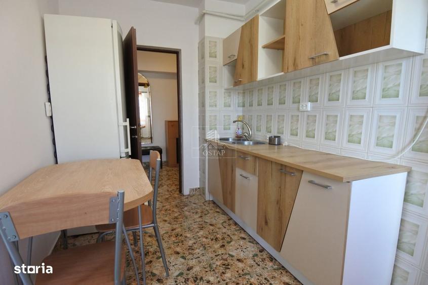Apartament cu 3 camere în 9 Mai