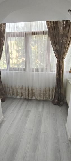 De inchiriat apartament 3 camere - 6