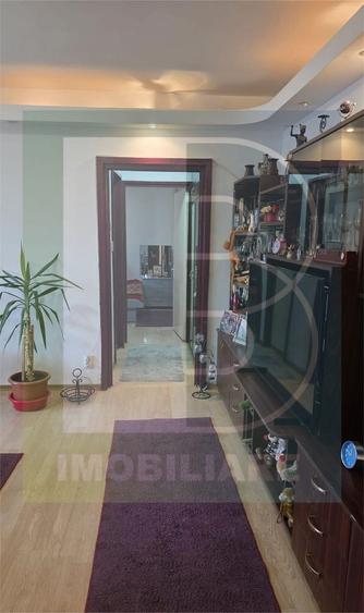Apartament cu 2 camere semidecomandat, mobilat în Colentina