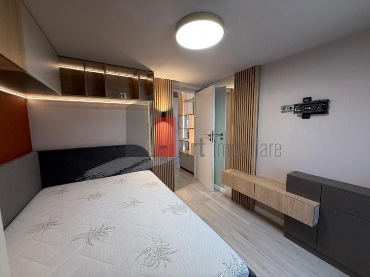 Apartament cu 3 camere semidecomandat în Grozăvești