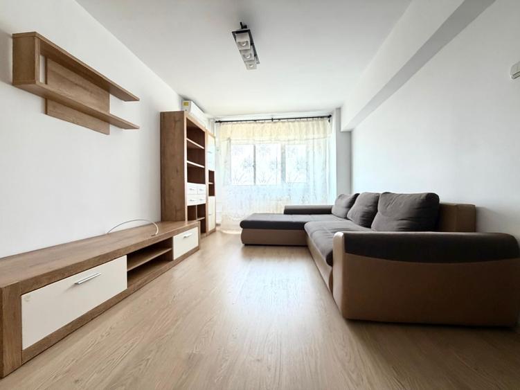 Apartament cu 2 camere decomandat în Drumul Taberei