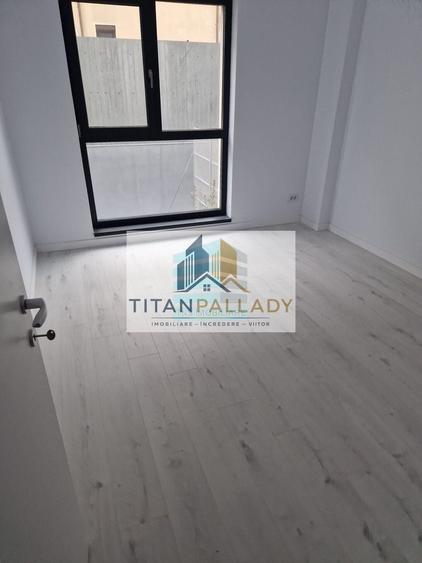 Apartament cu 4 camere în Titan