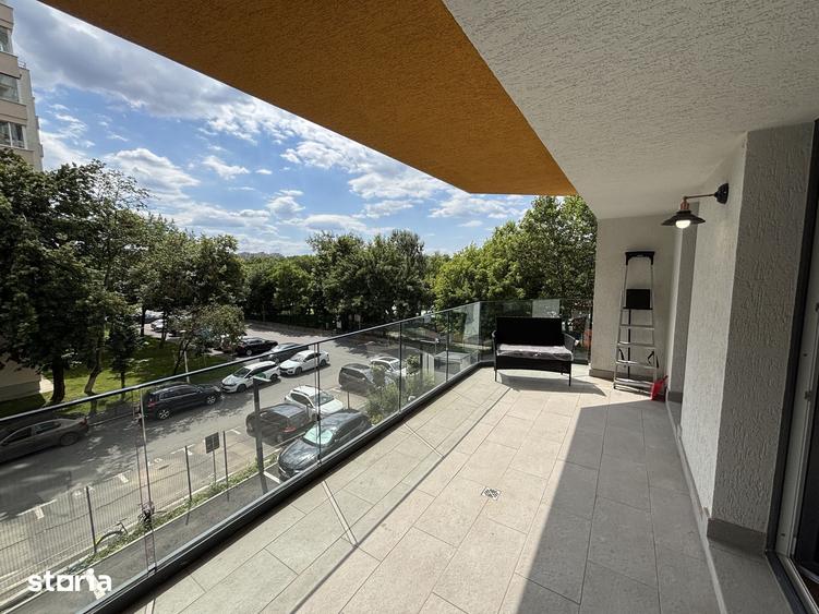 Apartament cu 3 camere decomandat în Colentina