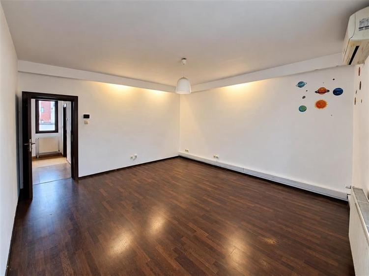 Apartament cu 2 camere decomandat în Semicentral