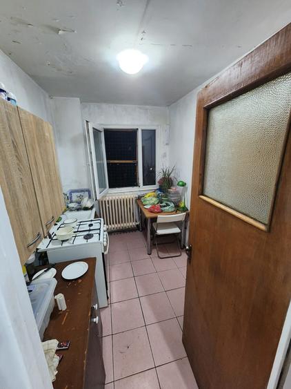 Apartament 3 camere Obregia - Piata Covasna - 8