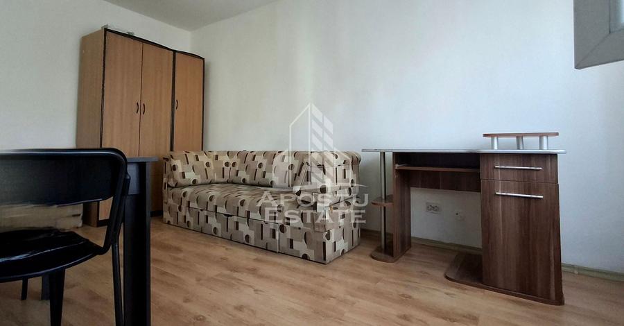 Garsonieră semidecomandată în Micălaca