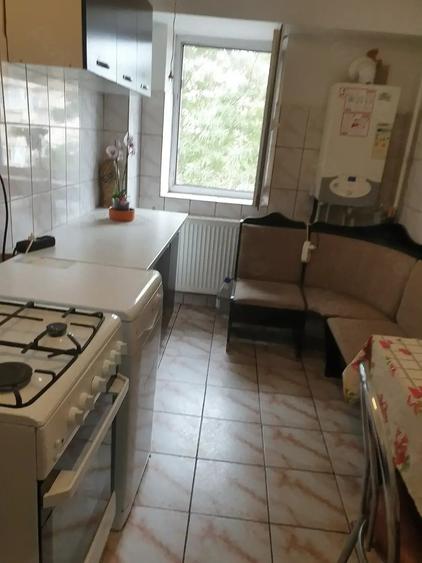 Apartament cu 2 camere decomandat în Sud