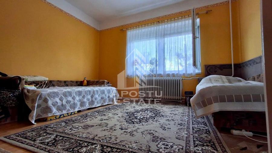 Casă cu 2 camere cu Canalizare în Central