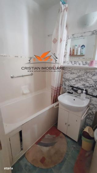 Apartament cu 4 camere în Cetate