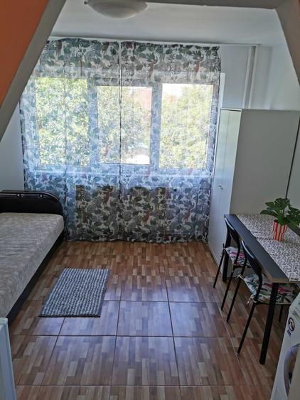 Garsonieră decomandată în Complex Studențesc
