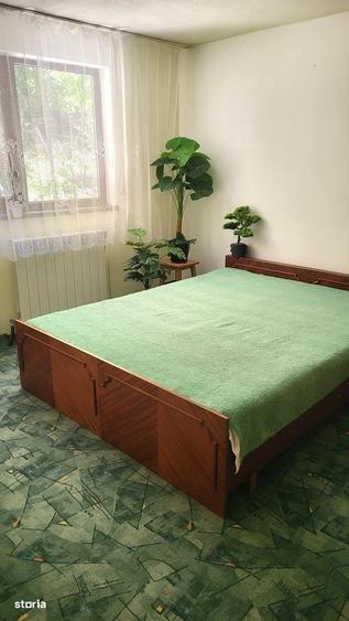 Casă cu 4 camere cu Teren 475 Mp în Central