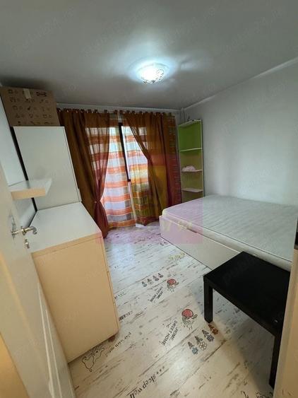 Apartament cu 3 camere decomandat în Pantelimon