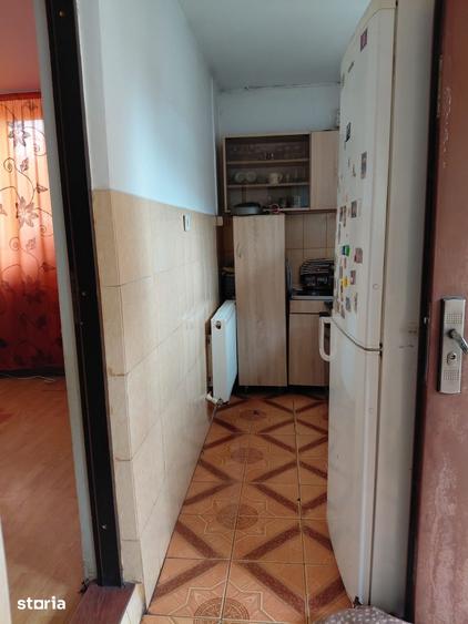 Casă cu 10 camere cu Teren 400 Mp în Central