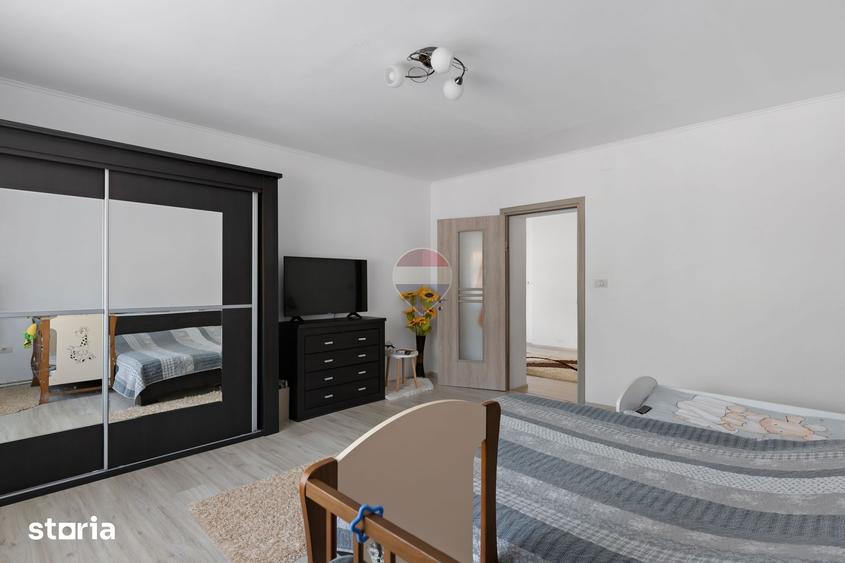 Casa in Pecica, gata de mutare renovata ?i complet utilata - 4