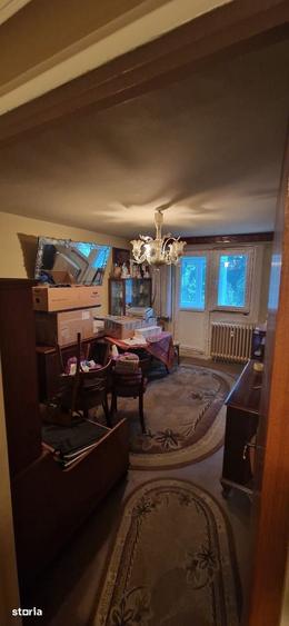 Apartament cu 2 camere decomandat în Drumul Taberei