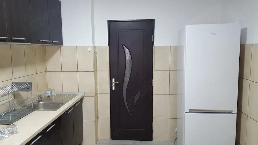 Apartament cu 2 camere decomandat în B-dul București