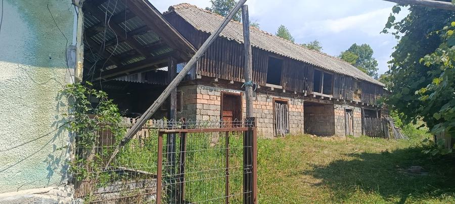 Casă cu 4 camere în Copăceni
