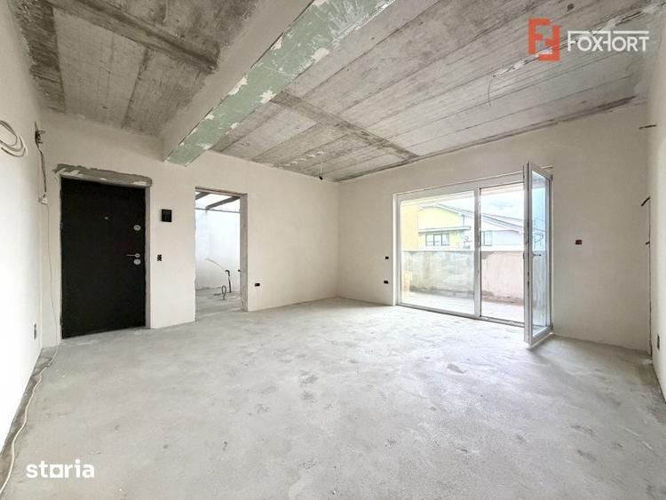 Apartament cu 4 camere în Lipovei