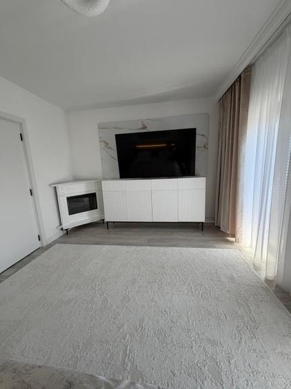 Casă individuală cu 4 camere cu Canalizare în Primăverii
