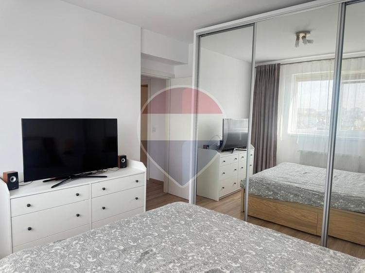 Apartament cu 3 camere semidecomandat, mobilat în Theodor Pallady