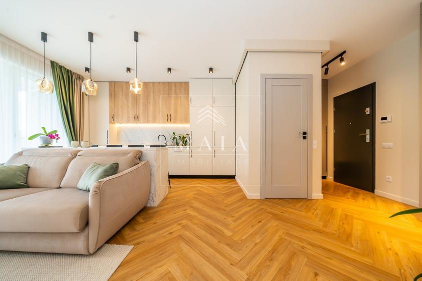 Apartament cu 3 camere decomandat în Turnișor