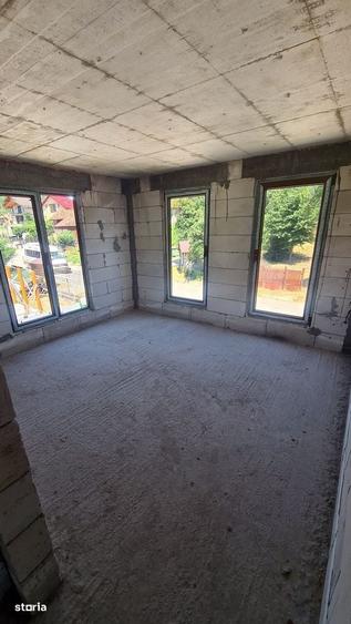 Casă cu 4 camere în Tutana