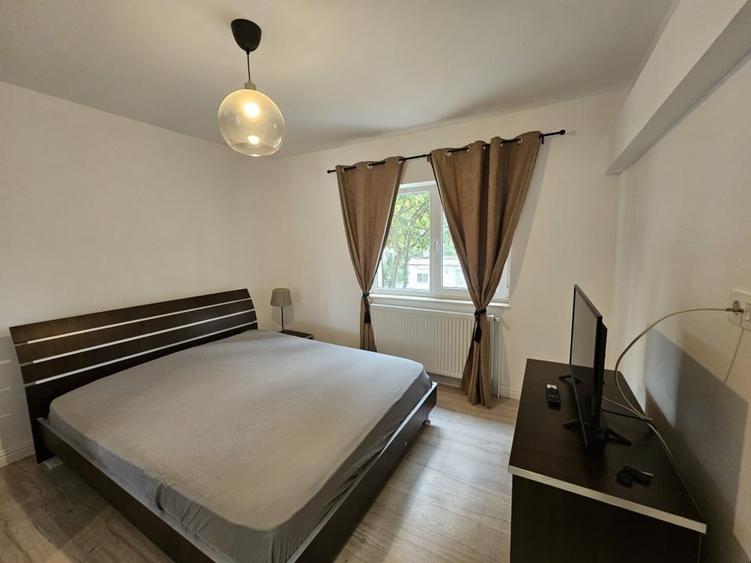 Apartament cu 2 camere decomandat în Faleza Nord