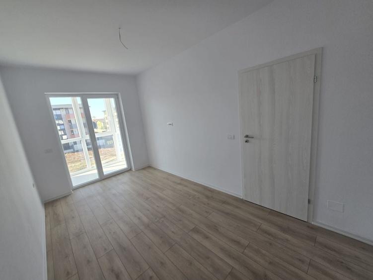 Apartament cu 2 camere decomandat în Giroc