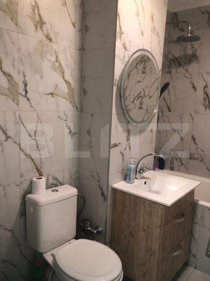 Apartament cu 3 camere decomandat, mobilat în Micro 17