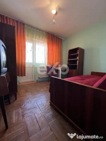 Apartament cu 3 camere decomandat în Central
