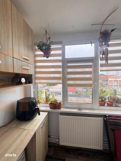 Apartament cu 2 camere decomandat în Km 4