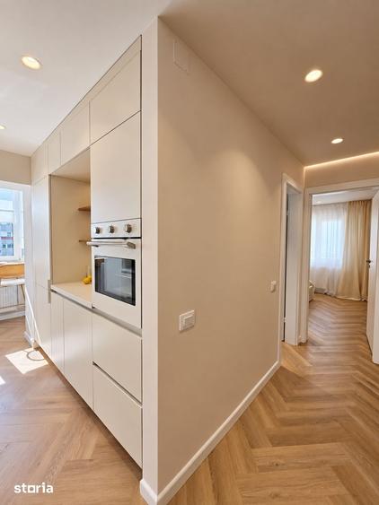 Apartament cu 3 camere în Aviatorilor