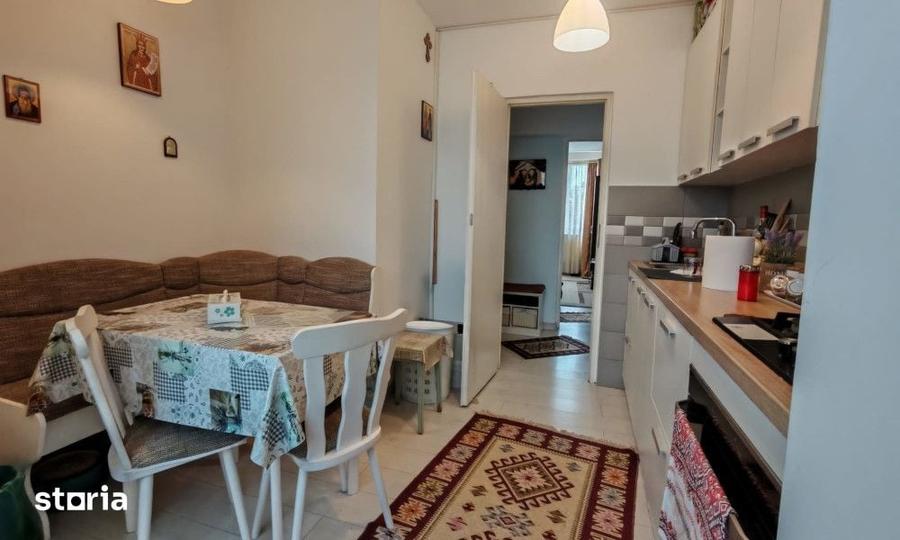 Apartament cu 3 camere decomandat în Țiglina 2