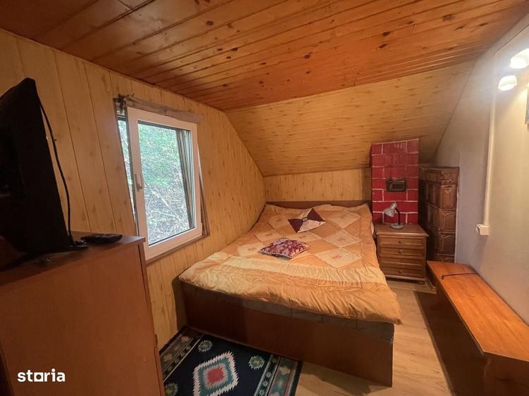 Casă cu 4 camere decomandat cu Teren 650 Mp în Central