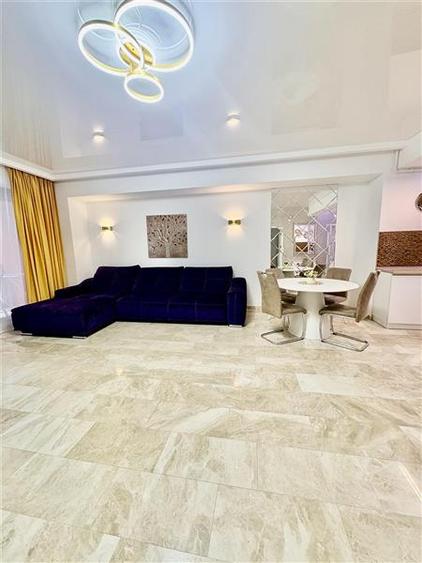 Apartament cu 2 camere decomandat, mobilat în Central