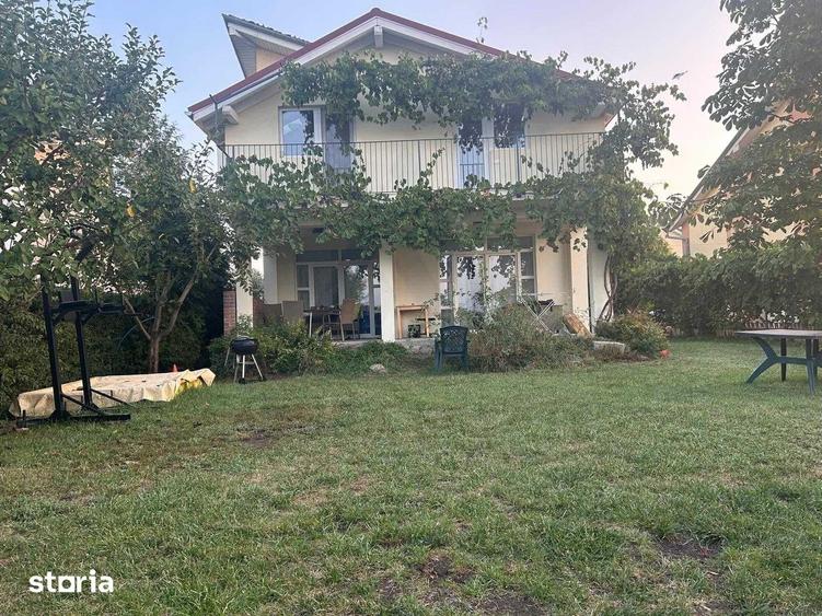 Casă cu 4 camere decomandat cu Teren 490 Mp în Șura Mică