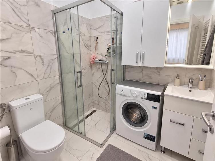 Apartament cu 2 camere nedecomandat în Central