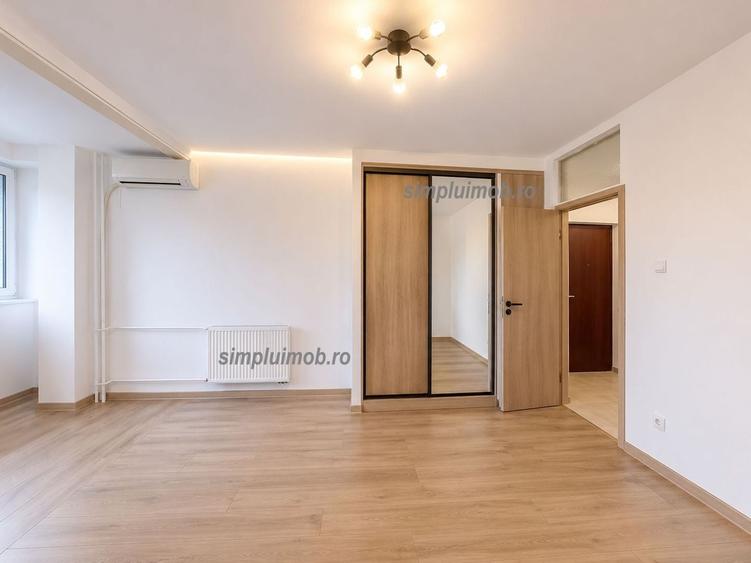 Garsonieră decomandată în Costin Georgian