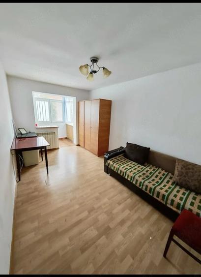 Garsonieră decomandată în Ostroveni