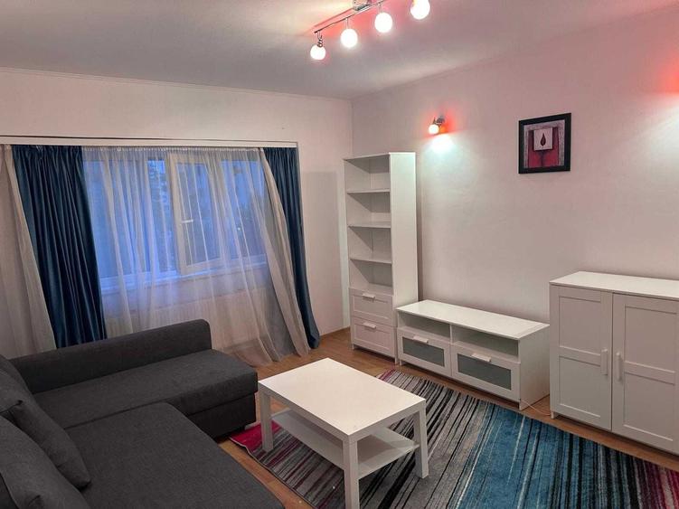 Apartament cu 2 camere decomandat în Păcurari
