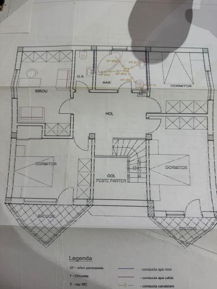 Casă cu 4 camere în Central