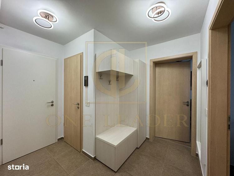 Apartament cu 2 camere decomandat în Tractorul