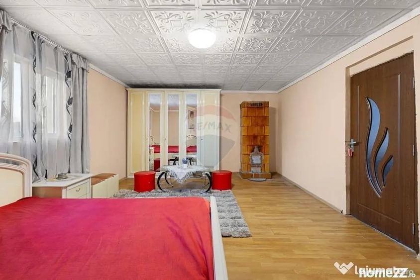 Casă cu 4 camere cu Teren 2056 Mp în Iratoșu