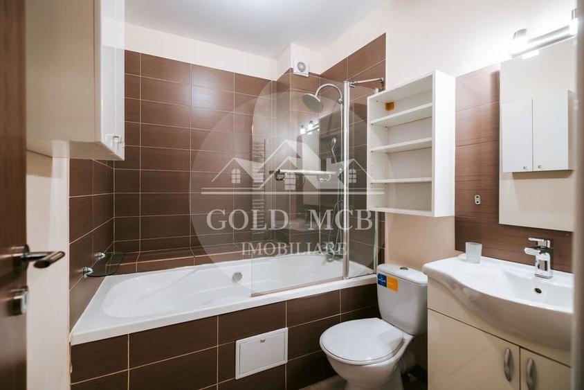 Duplex cu 4 camere cu Canalizare în Ferme