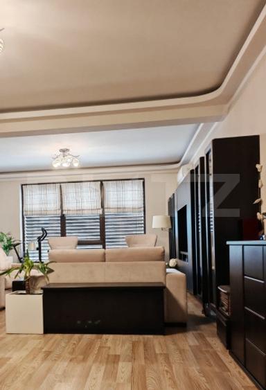 Apartament cu 3 camere decomandat, mobilat în 13 Decembrie