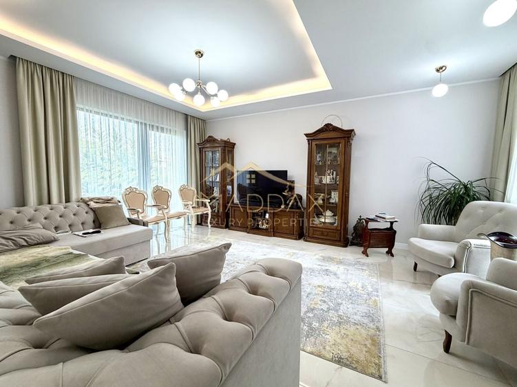 Duplex cu 5 camere cu Canalizare în Central